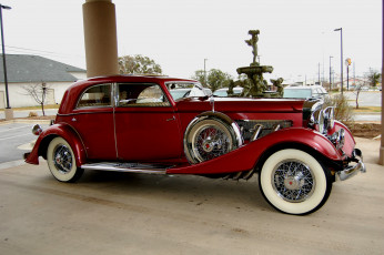 Картинка автомобили выставки уличные фото classic