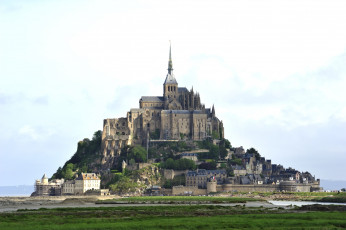 Картинка города крепость мон сен мишель франция аббатство