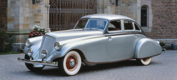 Картинка автомобили классика arrow silver