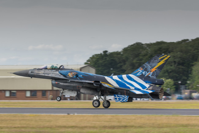 Обои картинки фото f-16, авиация, боевые самолёты, истребитель