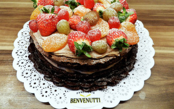 Картинка еда торты курага виноград клубника