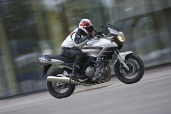 Картинка мотоциклы yamaha