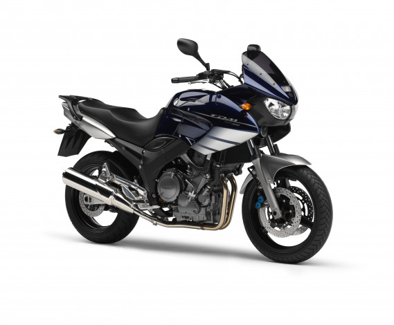 Обои картинки фото мотоциклы, yamaha