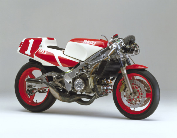 Обои картинки фото мотоциклы, yamaha