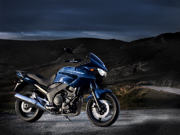 Обои картинки фото мотоциклы, yamaha