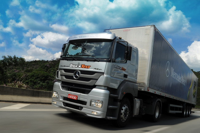 Обои картинки фото автомобили, mercedes trucks, mercedes-benz