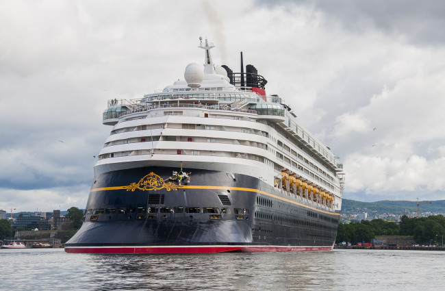 Обои картинки фото disney magic, корабли, лайнеры, круиз, лайнер