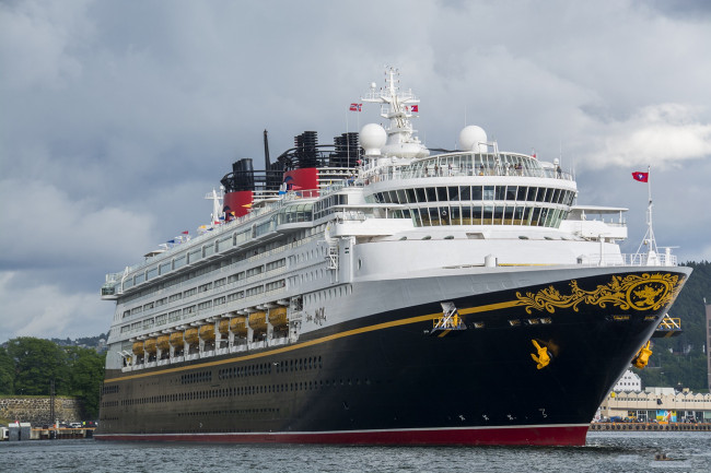 Обои картинки фото disney magic, корабли, лайнеры, круиз, лайнер