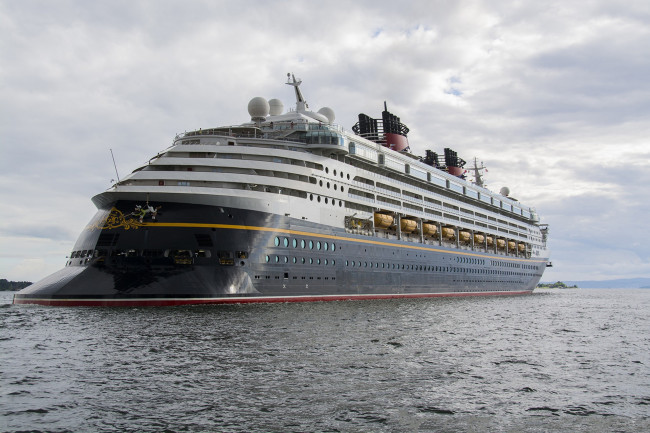 Обои картинки фото disney magic, корабли, лайнеры, круиз, лайнер