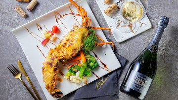 Картинка еда рыбные+блюда +с+морепродуктами лангуст вино