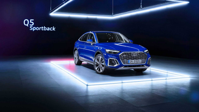 Обои картинки фото audi q5 sportback 2021, автомобили, audi, кросс, купе, 2021, q5, sportback, синий, павильон