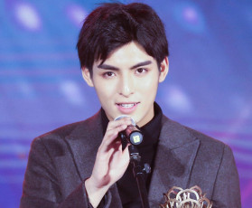 Картинка мужчины wang+hao+xuan ван хаосюань wang hao xuan
