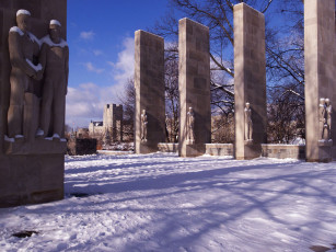 Картинка города памятники скульптуры арт объекты