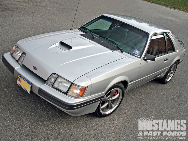 Обои картинки фото 1986, ford, mustang, svo, автомобили