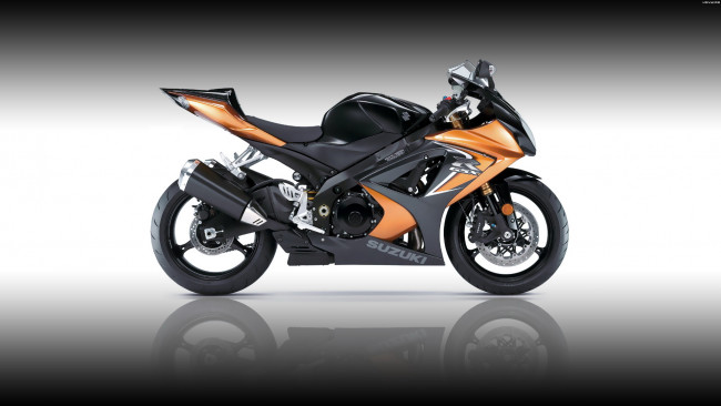 Обои картинки фото мотоциклы, suzuki, мотоцикл