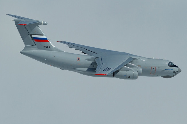 Обои картинки фото авиация, военно, транспортные, самолёты, полёт, ил76, мд, 90а