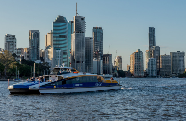 Обои картинки фото корабли, катамараны и тримараны, прогулочное, горд, судно, океан