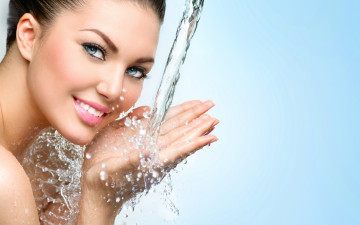 Картинка девушки -unsort+ лица +портреты model water look девушка вода капли брызги фон взгляд улыбка макияж модель