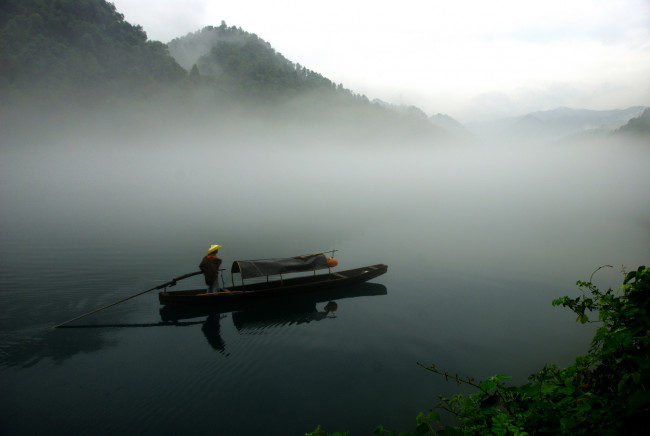 Обои картинки фото корабли, лодки,  шлюпки, озеро, лодка, туман