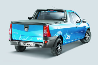 Картинка автомобили nissan datsun