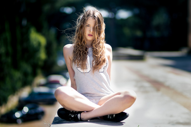 Обои картинки фото девушки, -unsort , брюнетки,  шатенки, лицо, взгляд