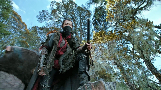 Обои картинки фото кино фильмы, the wolf, цзичун, деревья