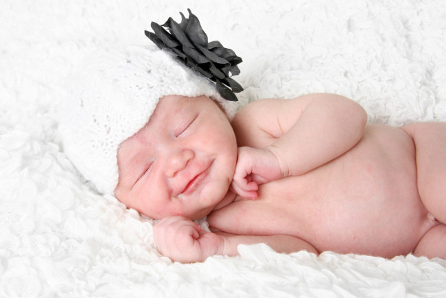 Обои картинки фото разное, дети, младенец, сон, шапка