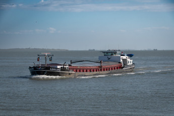 обоя корабли, баржи, баржа