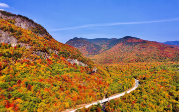 обоя природа, горы, лес, осень, дорога