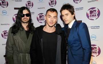 Картинка музыка 30 seconds to mars джаред лето tomo milichevic shannon leto ema премия jared mtv