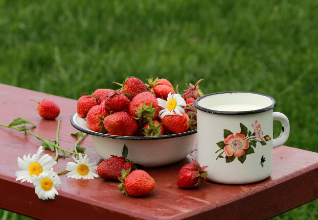 Обои картинки фото еда, клубника,  земляника