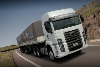 Картинка автомобили volkswagen tractor constellation