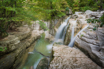 Картинка природа водопады водопад река лес