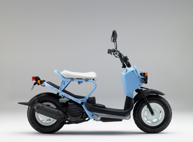 Обои картинки фото мотоциклы, мотороллеры, honda