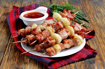 Картинка еда шашлык +барбекю зелень соус