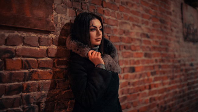 Обои картинки фото девушка, девушки, -unsort , брюнетки, темноволосые, модель