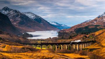 обоя техника, поезда, поезд, мост, виадук, горы, лес, осень, озеро