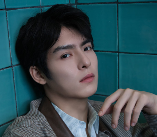 Обои картинки фото мужчины, wang hao xuan, ван, хао, сюань