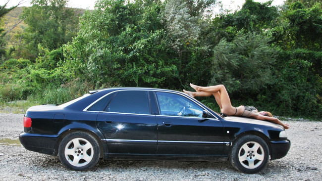 Обои картинки фото автомобили, -авто с девушками, audi, a8