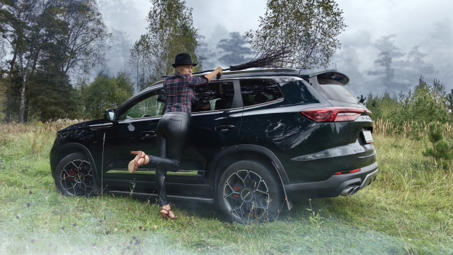 Обои картинки фото автомобили, -авто с девушками, chery, tiggo, 8, pro, max