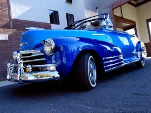 Картинка автомобили классика