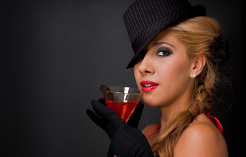 Картинка -Unsort+Лица+Портреты автор lane девушки unsort лица портреты перчатки бокал шляпа