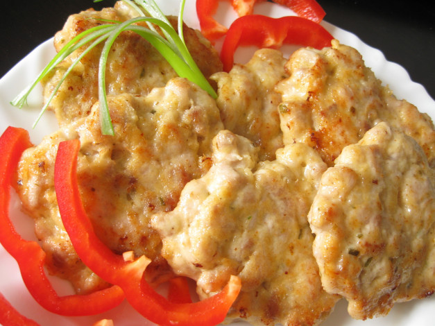 Обои картинки фото автор, varvarra, еда, вторые, блюда, перец, котлеты