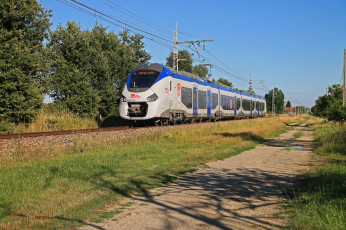 Картинка техника поезда железная дорога локомотив состав