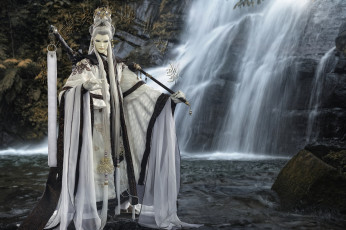 Картинка разное игрушки воительница