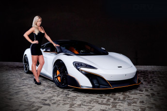 Картинка автомобили -авто+с+девушками mclaren