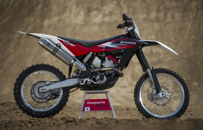 Обои картинки фото мотоциклы, husqvarna