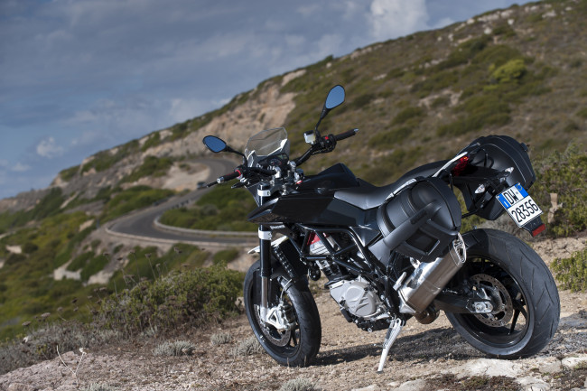 Обои картинки фото мотоциклы, husqvarna