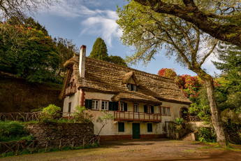 Картинка города -+здания +дома простор