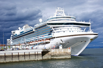 Картинка le+crown+princess корабли лайнеры круиз лайнер